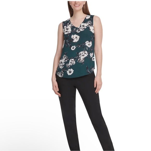 Dkny Tops - 6/$15 Bundle Sale: EUC DKNY Floral Scoop Neck Sleeveless Top